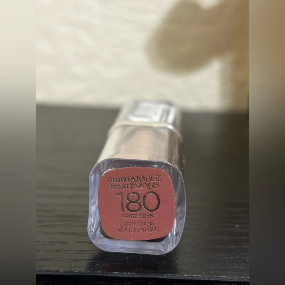 5 items x $25 L'Oreal Lipstick glow Paradise 180 beige Eden NEW